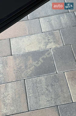 Позашляховик / Кросовер Audi e-tron 2022 в  фото 40 Позашляховик / Кросовер Audi e-tron 2022 в