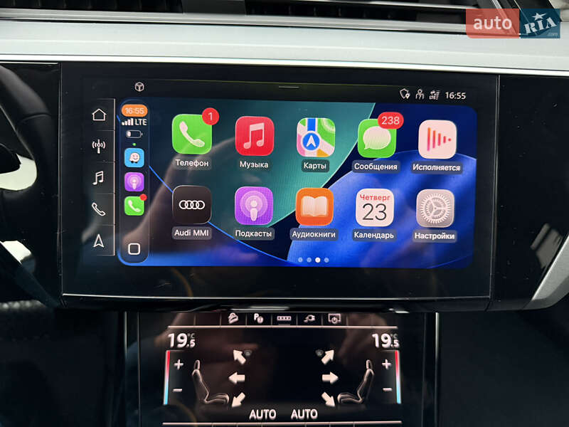 Позашляховик / Кросовер Audi e-tron 2022 в Луцьку