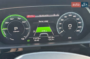 Позашляховик / Кросовер Audi e-tron 2022 в  фото 61 Позашляховик / Кросовер Audi e-tron 2022 в