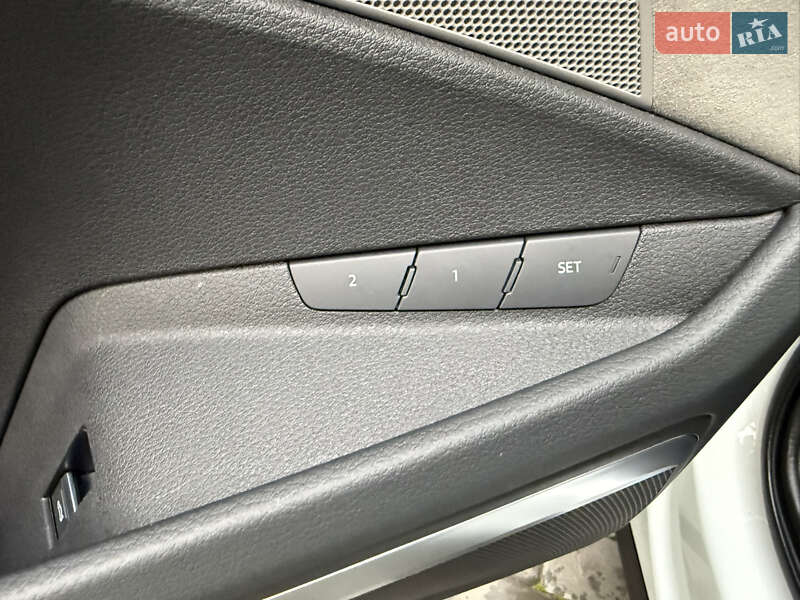 Позашляховик / Кросовер Audi e-tron 2022 в Луцьку