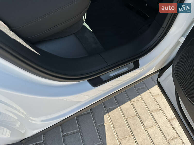 Внедорожник / Кроссовер Audi e-tron 2020 в Лопатине фото 49 Внедорожник / Кроссовер Audi e-tron 2020 в Лопатине