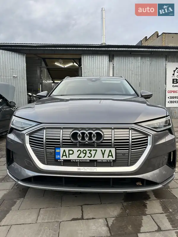 Audi e-tron 2019