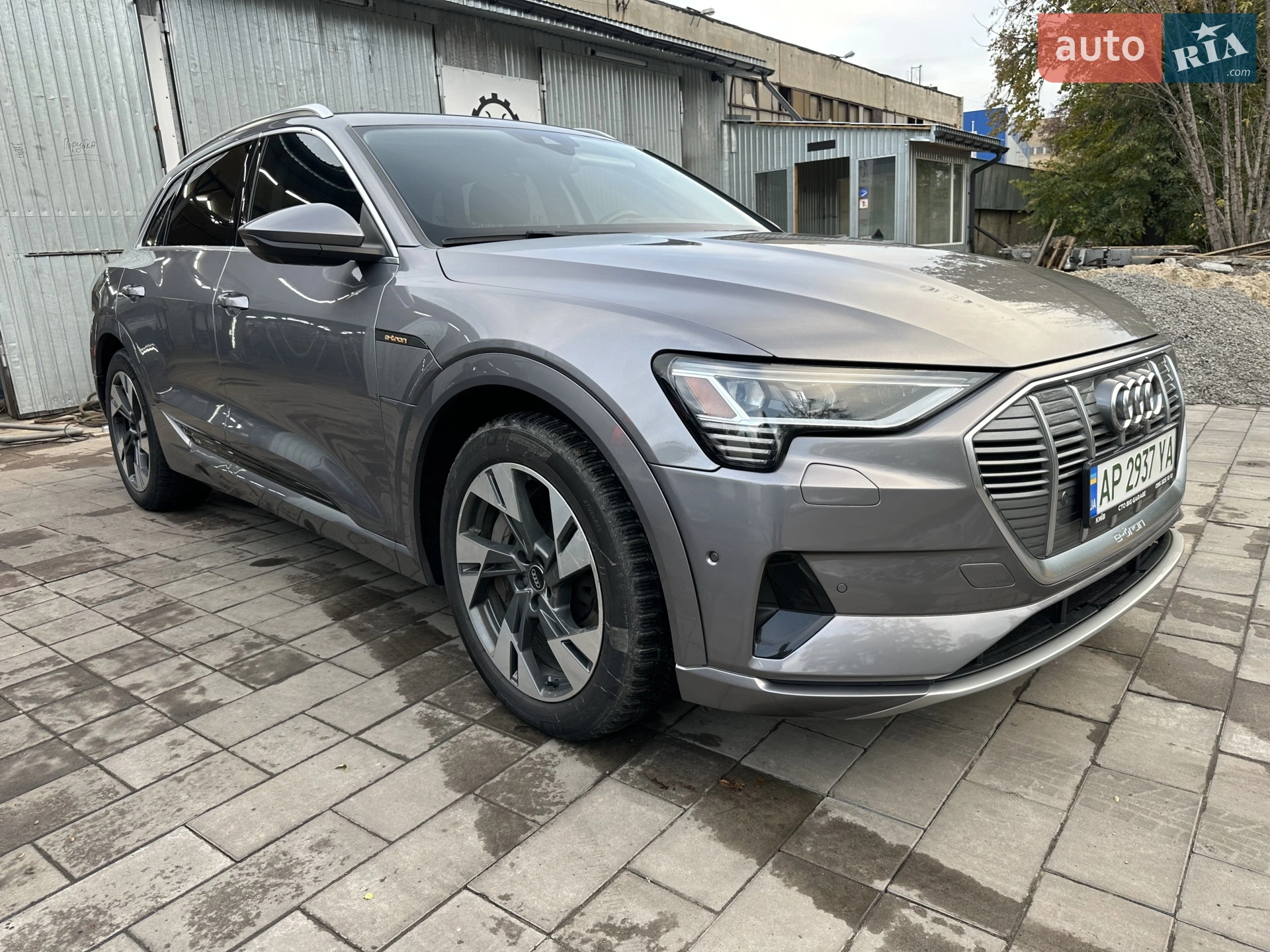 2019 Audi e-tron - мініатюра 3