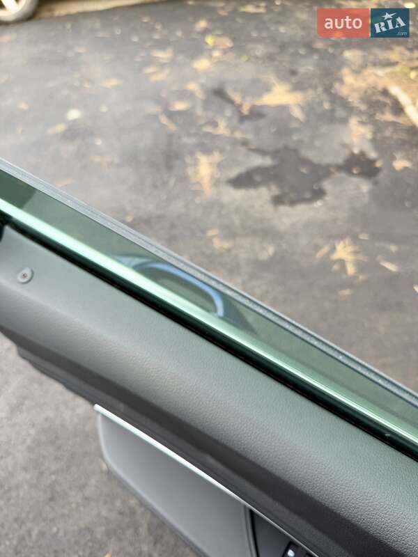 Внедорожник / Кроссовер Audi e-tron 2022 в Киеве фото 61 Внедорожник / Кроссовер Audi e-tron 2022 в Киеве