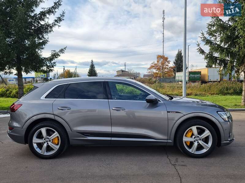 Внедорожник / Кроссовер Audi e-tron 2020 в Коломые фото 5 Внедорожник / Кроссовер Audi e-tron 2020 в Коломые