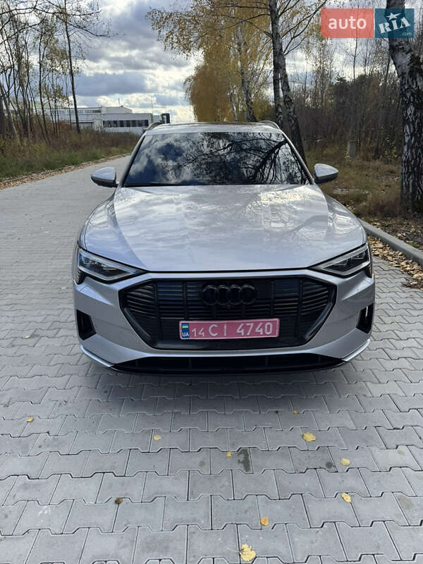 Позашляховик / Кросовер Audi e-tron 2022 в Львові фото 10 Позашляховик / Кросовер Audi e-tron 2022 в Львові