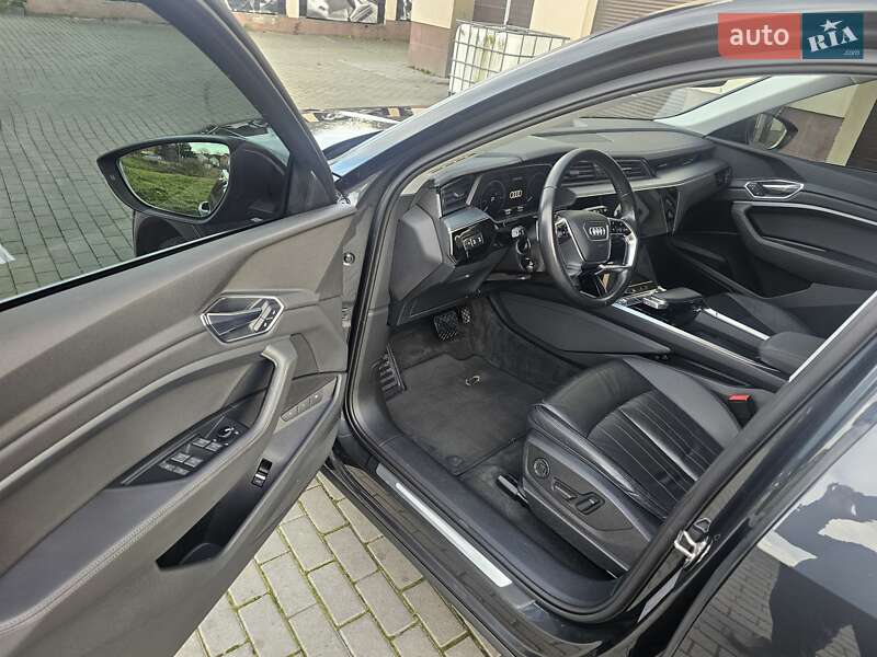Позашляховик / Кросовер Audi e-tron 2019 в Львові фото 7 Позашляховик / Кросовер Audi e-tron 2019 в Львові