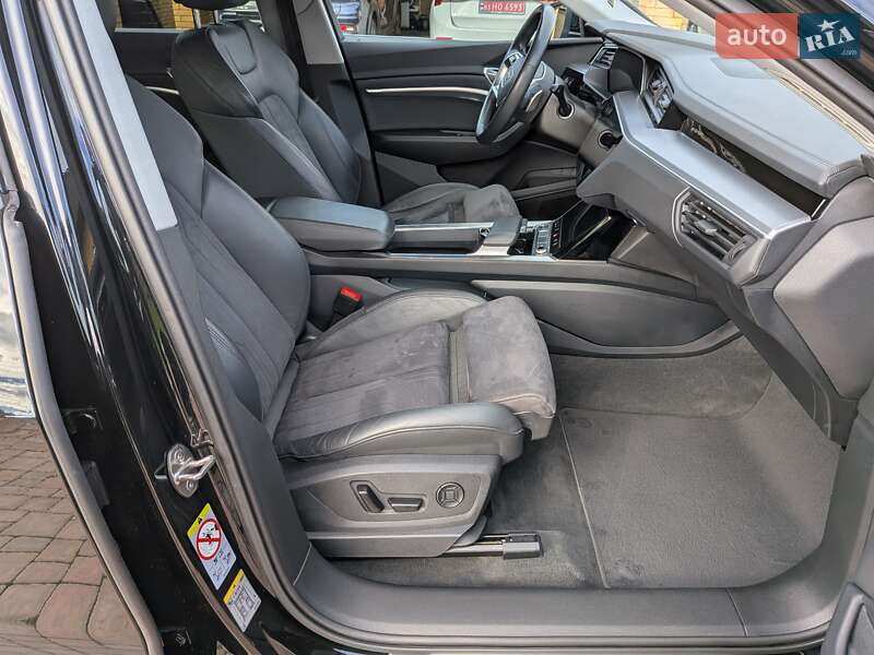 Позашляховик / Кросовер Audi e-tron 2022 в Луцьку фото 40 Позашляховик / Кросовер Audi e-tron 2022 в Луцьку