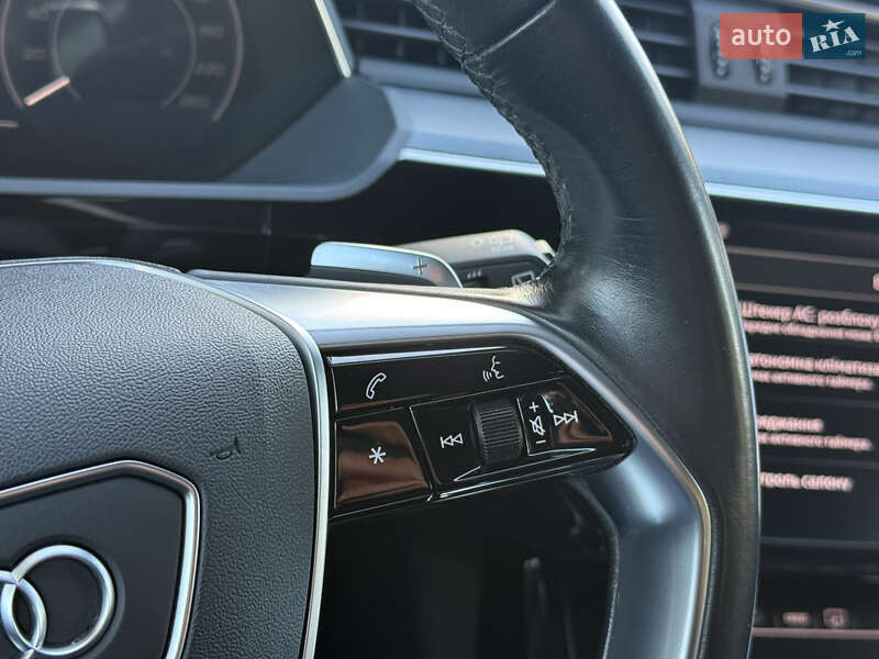Внедорожник / Кроссовер Audi e-tron 2021 в Тернополе