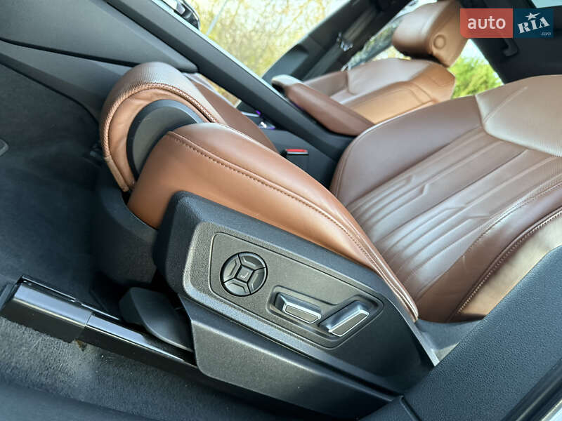 Позашляховик / Кросовер Audi e-tron 2020 в Львові фото 56 Позашляховик / Кросовер Audi e-tron 2020 в Львові