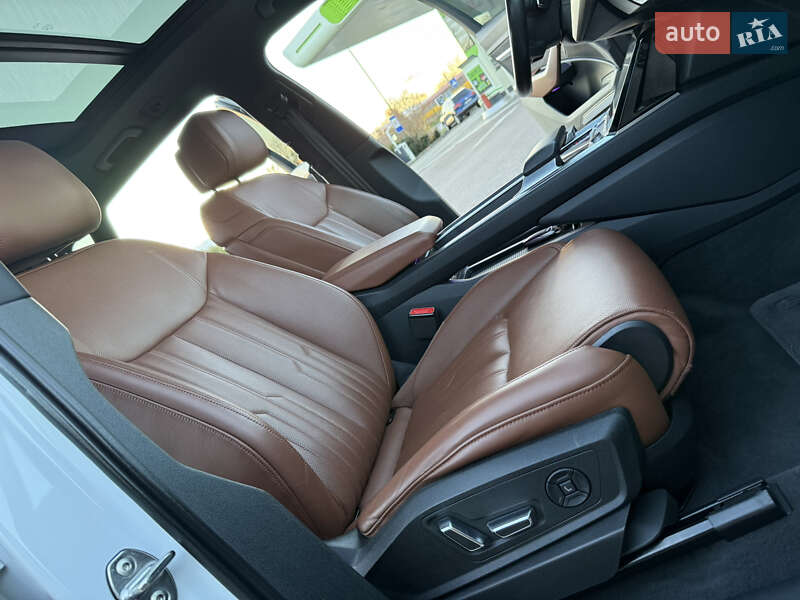 Позашляховик / Кросовер Audi e-tron 2020 в Львові фото 80 Позашляховик / Кросовер Audi e-tron 2020 в Львові