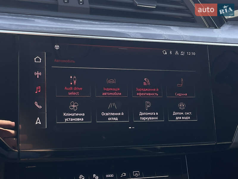 Позашляховик / Кросовер Audi e-tron 2022 в Луцьку