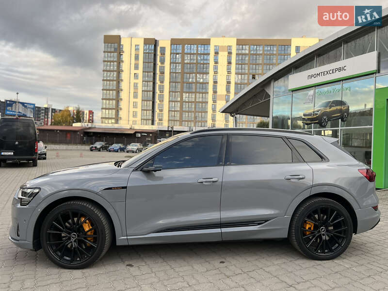 Позашляховик / Кросовер Audi e-tron 2020 в Києві