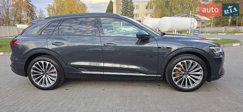 Внедорожник / Кроссовер Audi e-tron 2021 в Тернополе фото 12 Внедорожник / Кроссовер Audi e-tron 2021 в Тернополе