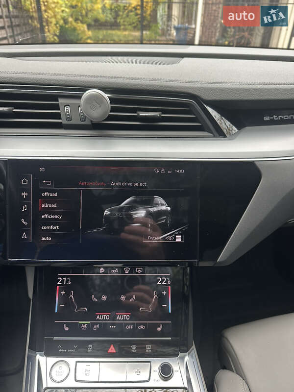 Позашляховик / Кросовер Audi e-tron 2019 в Ірпені фото 25 Позашляховик / Кросовер Audi e-tron 2019 в Ірпені