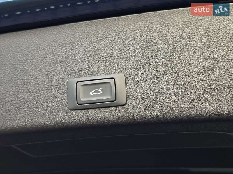 Позашляховик / Кросовер Audi e-tron 2019 в Тернополі фото 40 Позашляховик / Кросовер Audi e-tron 2019 в Тернополі