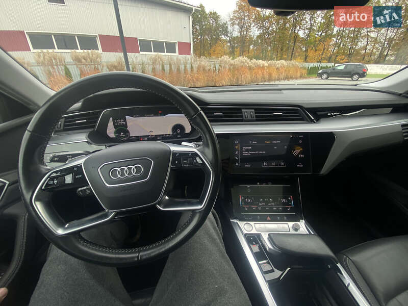 Внедорожник / Кроссовер Audi e-tron 2020 в Луцке