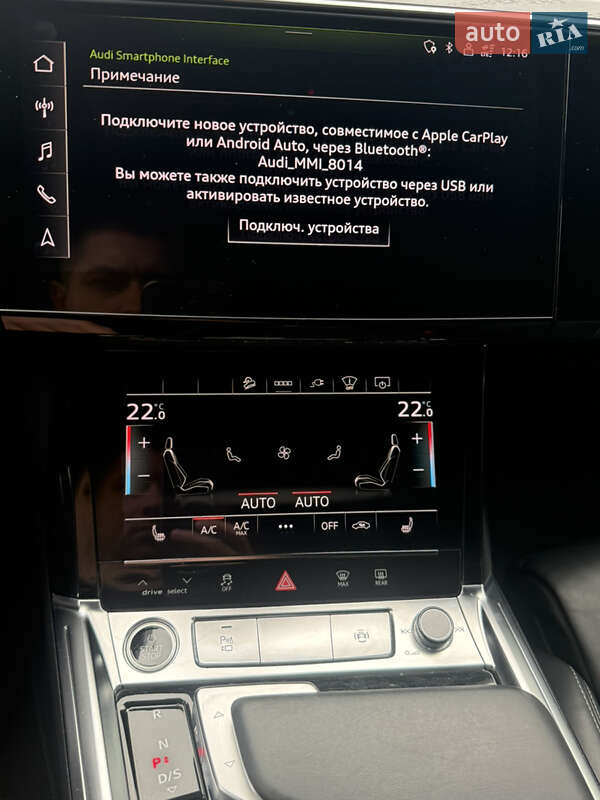 Позашляховик / Кросовер Audi e-tron 2022 в Іршаві