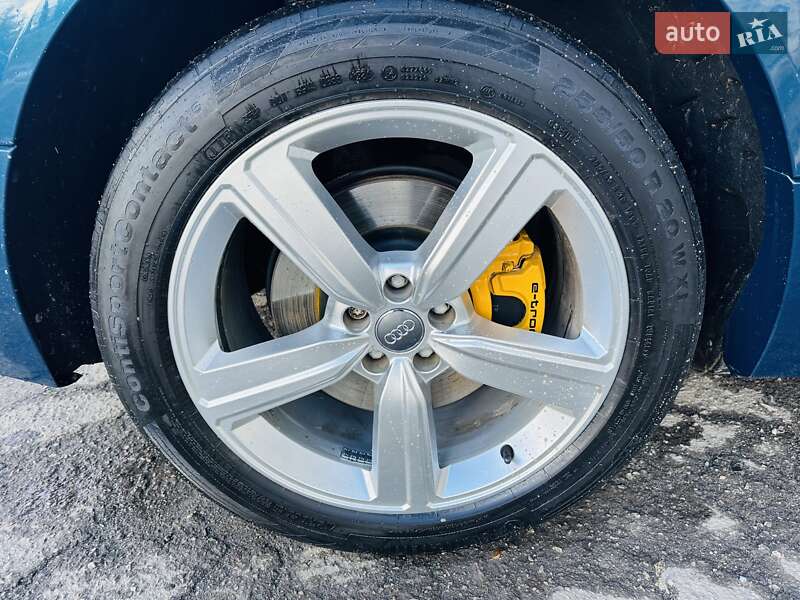 Внедорожник / Кроссовер Audi e-tron 2019 в Тернополе