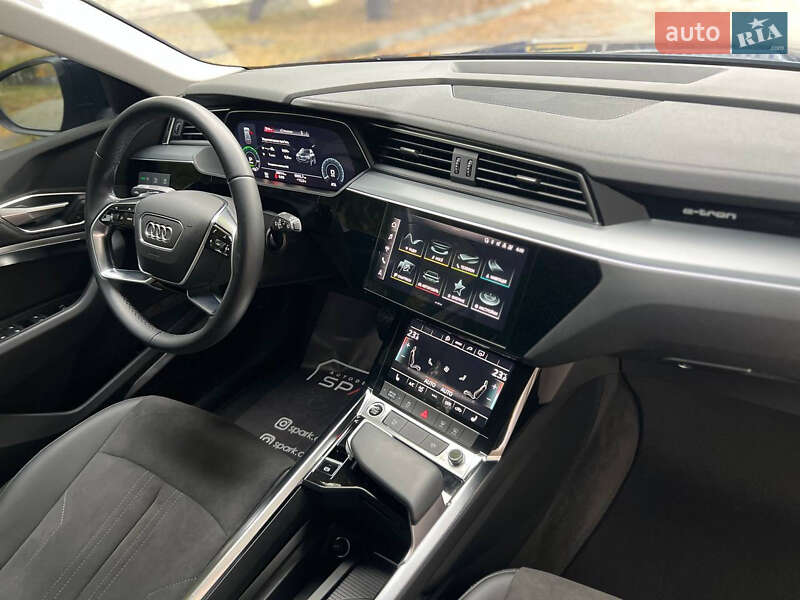 Внедорожник / Кроссовер Audi e-tron 2022 в Днепре