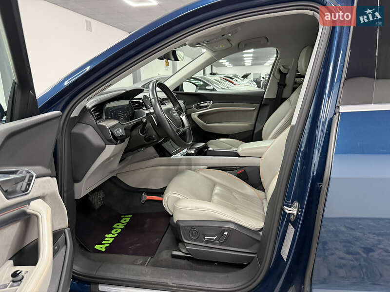 Позашляховик / Кросовер Audi e-tron 2019 в Одесі
