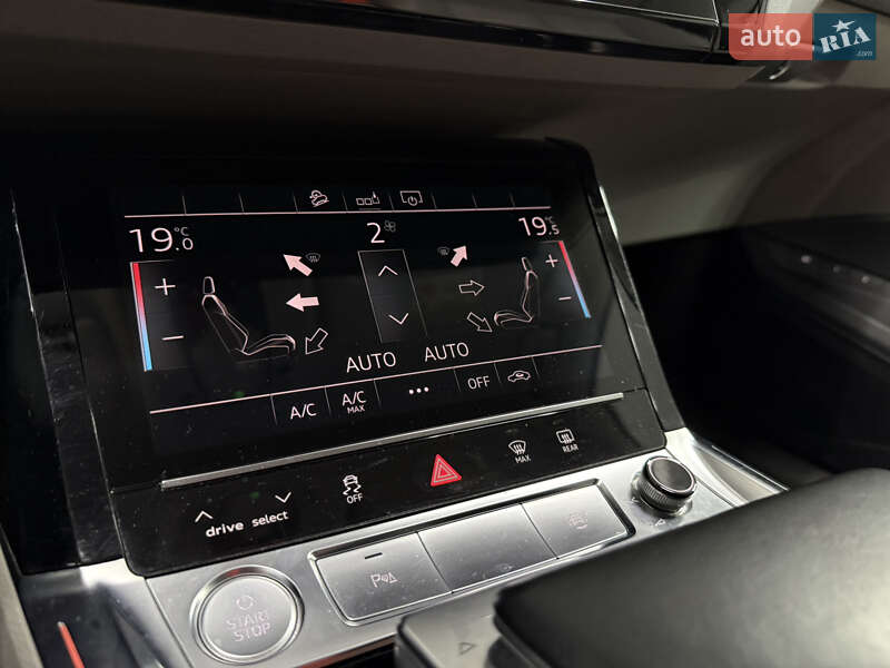 Позашляховик / Кросовер Audi e-tron 2019 в Одесі