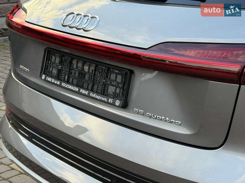 Позашляховик / Кросовер Audi e-tron 2019 в Рівному