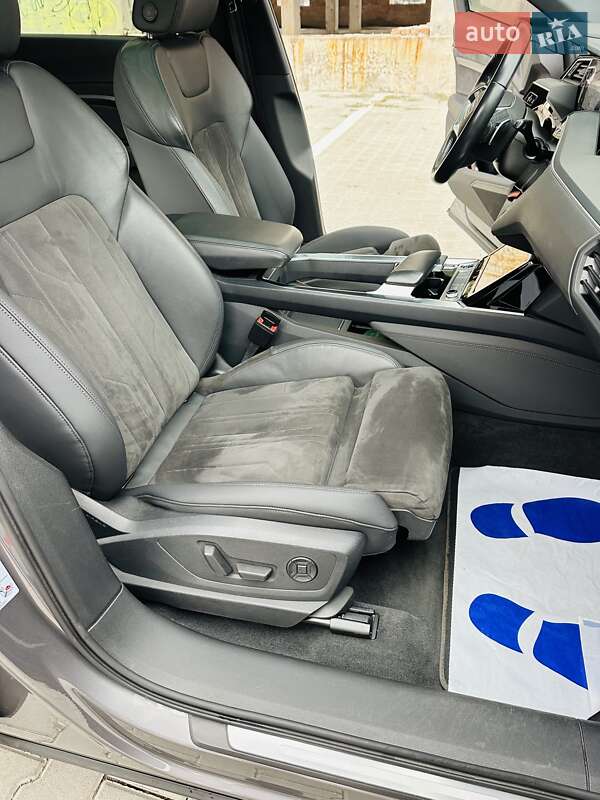 Позашляховик / Кросовер Audi e-tron 2021 в Тернополі фото 51 Позашляховик / Кросовер Audi e-tron 2021 в Тернополі