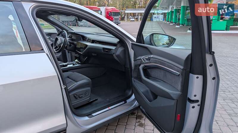 Позашляховик / Кросовер Audi e-tron 2020 в Києві