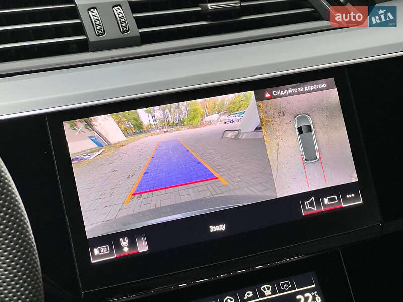 Позашляховик / Кросовер Audi e-tron 2022 в Дніпрі