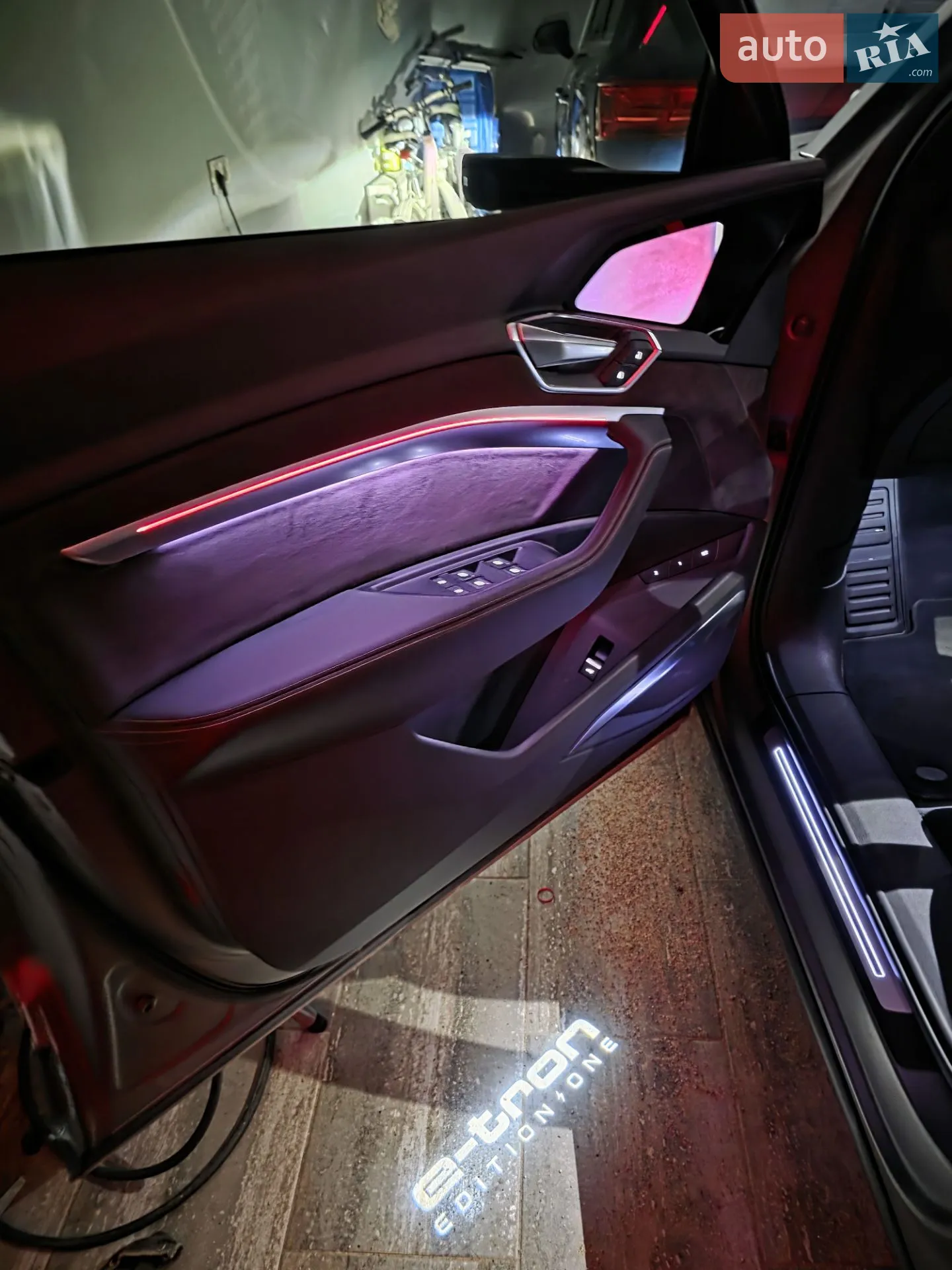 2019 Audi e-tron - мініатюра 4