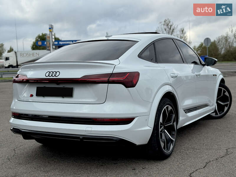 Позашляховик / Кросовер Audi e-tron 2021 в Ужгороді фото 20 Позашляховик / Кросовер Audi e-tron 2021 в Ужгороді