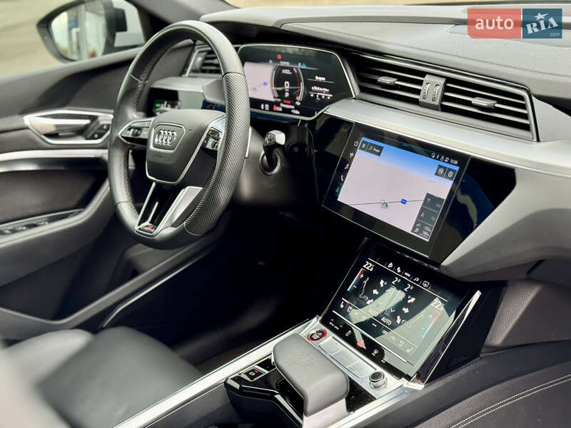 Позашляховик / Кросовер Audi e-tron 2021 в Ужгороді фото 39 Позашляховик / Кросовер Audi e-tron 2021 в Ужгороді