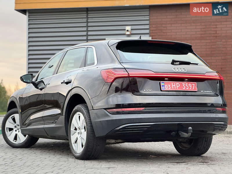 Позашляховик / Кросовер Audi e-tron 2019 в Рівному фото 14 Позашляховик / Кросовер Audi e-tron 2019 в Рівному