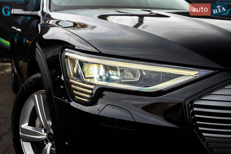 Позашляховик / Кросовер Audi e-tron 2019 в Луцьку