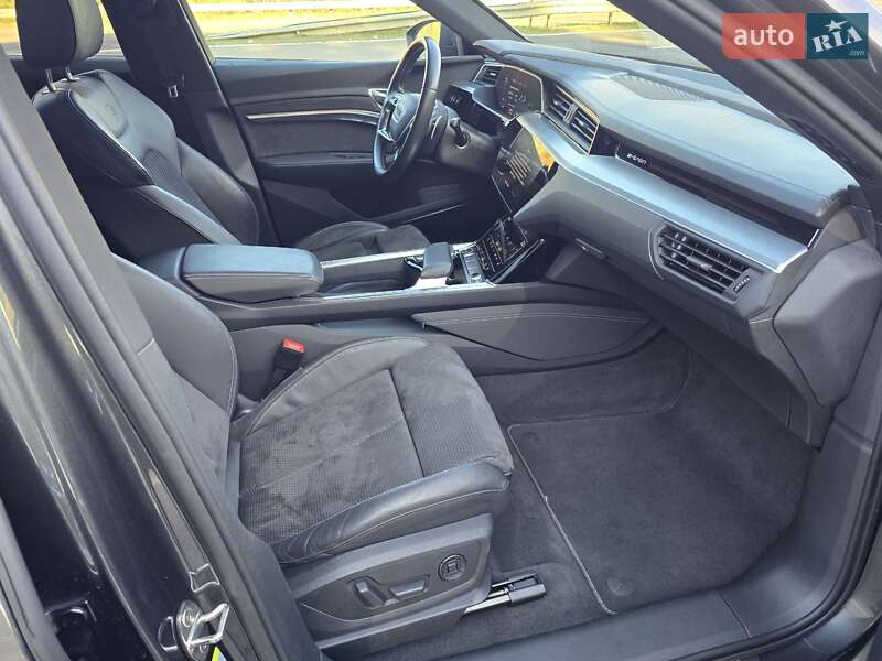 Позашляховик / Кросовер Audi e-tron 2020 в Ковелі фото 63 Позашляховик / Кросовер Audi e-tron 2020 в Ковелі