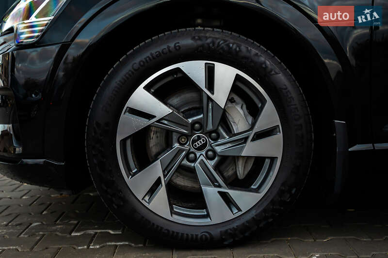 Позашляховик / Кросовер Audi e-tron 2019 в Луцьку фото 35 Позашляховик / Кросовер Audi e-tron 2019 в Луцьку