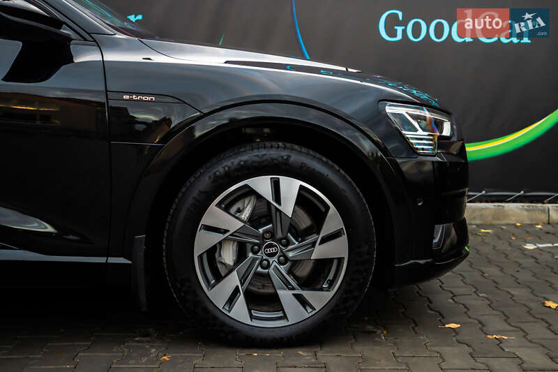Позашляховик / Кросовер Audi e-tron 2019 в Луцьку фото 15 Позашляховик / Кросовер Audi e-tron 2019 в Луцьку