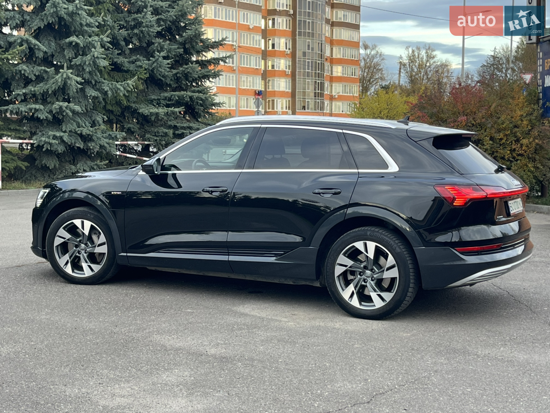 2018 Audi e-tron - мініатюра 5