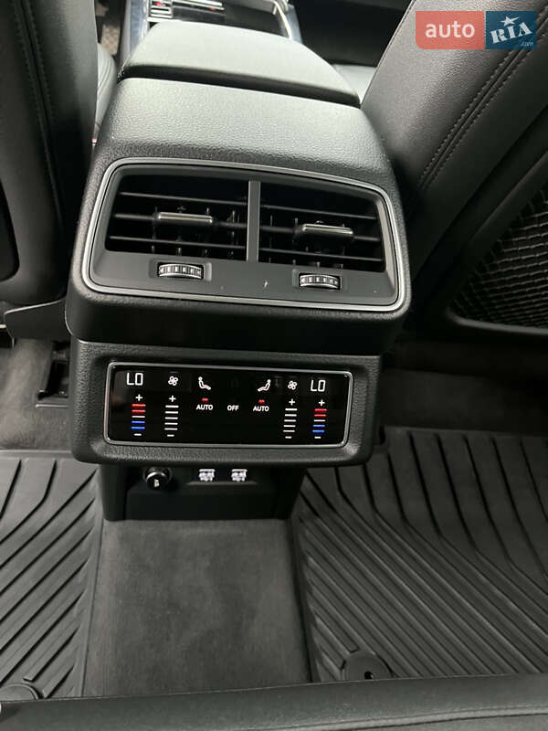 Позашляховик / Кросовер Audi e-tron 2018 в Тернополі фото 17 Позашляховик / Кросовер Audi e-tron 2018 в Тернополі