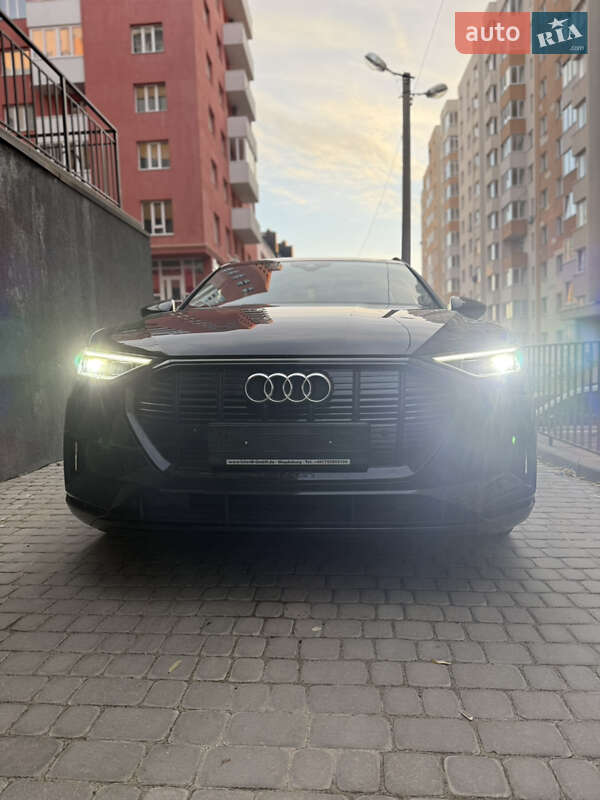 Внедорожник / Кроссовер Audi e-tron 2020 в Львове