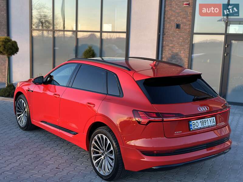Позашляховик / Кросовер Audi e-tron 2019 в Тернополі фото 11 Позашляховик / Кросовер Audi e-tron 2019 в Тернополі