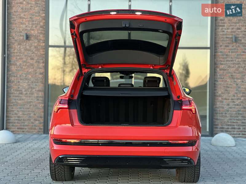 Позашляховик / Кросовер Audi e-tron 2019 в Тернополі фото 90 Позашляховик / Кросовер Audi e-tron 2019 в Тернополі