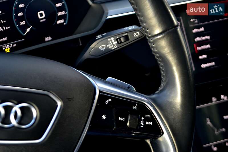 Позашляховик / Кросовер Audi e-tron 2020 в Хмельницькому фото 130 Позашляховик / Кросовер Audi e-tron 2020 в Хмельницькому