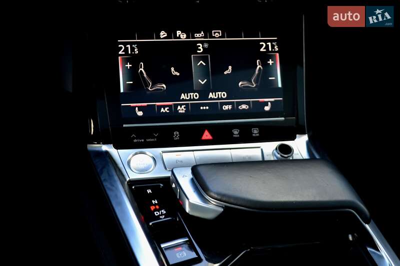 Позашляховик / Кросовер Audi e-tron 2020 в Хмельницькому фото 164 Позашляховик / Кросовер Audi e-tron 2020 в Хмельницькому