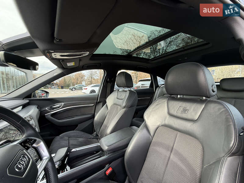 Позашляховик / Кросовер Audi e-tron 2021 в Львові фото 20 Позашляховик / Кросовер Audi e-tron 2021 в Львові