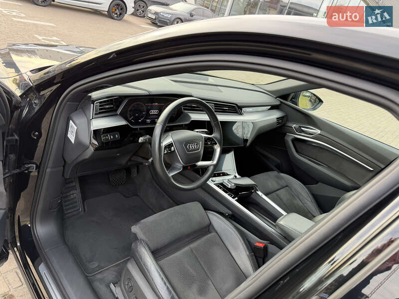 Позашляховик / Кросовер Audi e-tron 2021 в Львові фото 21 Позашляховик / Кросовер Audi e-tron 2021 в Львові