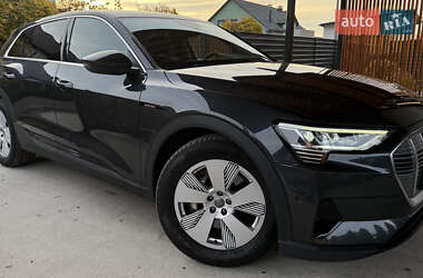 Внедорожник / Кроссовер Audi e-tron 2020 в Киеве