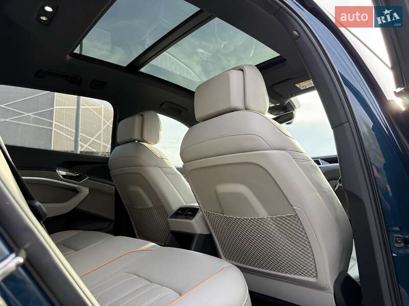 Внедорожник / Кроссовер Audi e-tron 2019 в Львове фото 32 Внедорожник / Кроссовер Audi e-tron 2019 в Львове