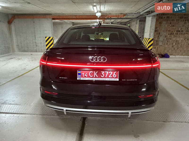 Позашляховик / Кросовер Audi e-tron 2021 в Львові фото 57 Позашляховик / Кросовер Audi e-tron 2021 в Львові
